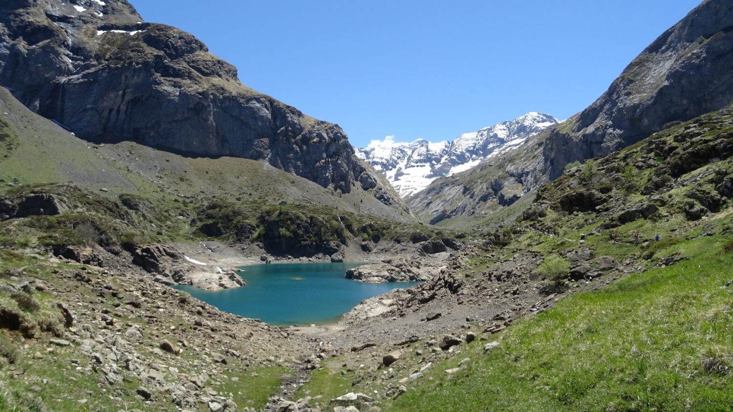 lac des gloriettes et cirque d'Estaubé dans les Pyrénées