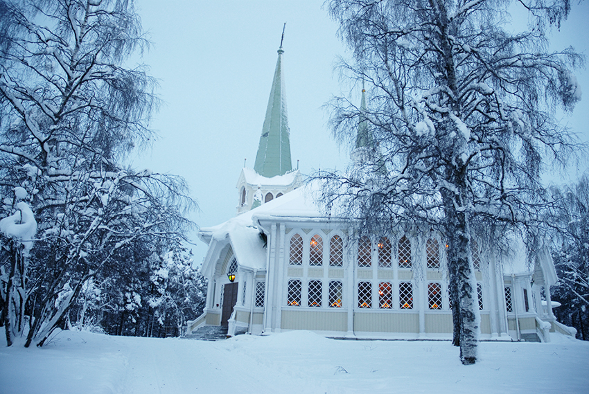 Suède-Jokkmokk-Eglise