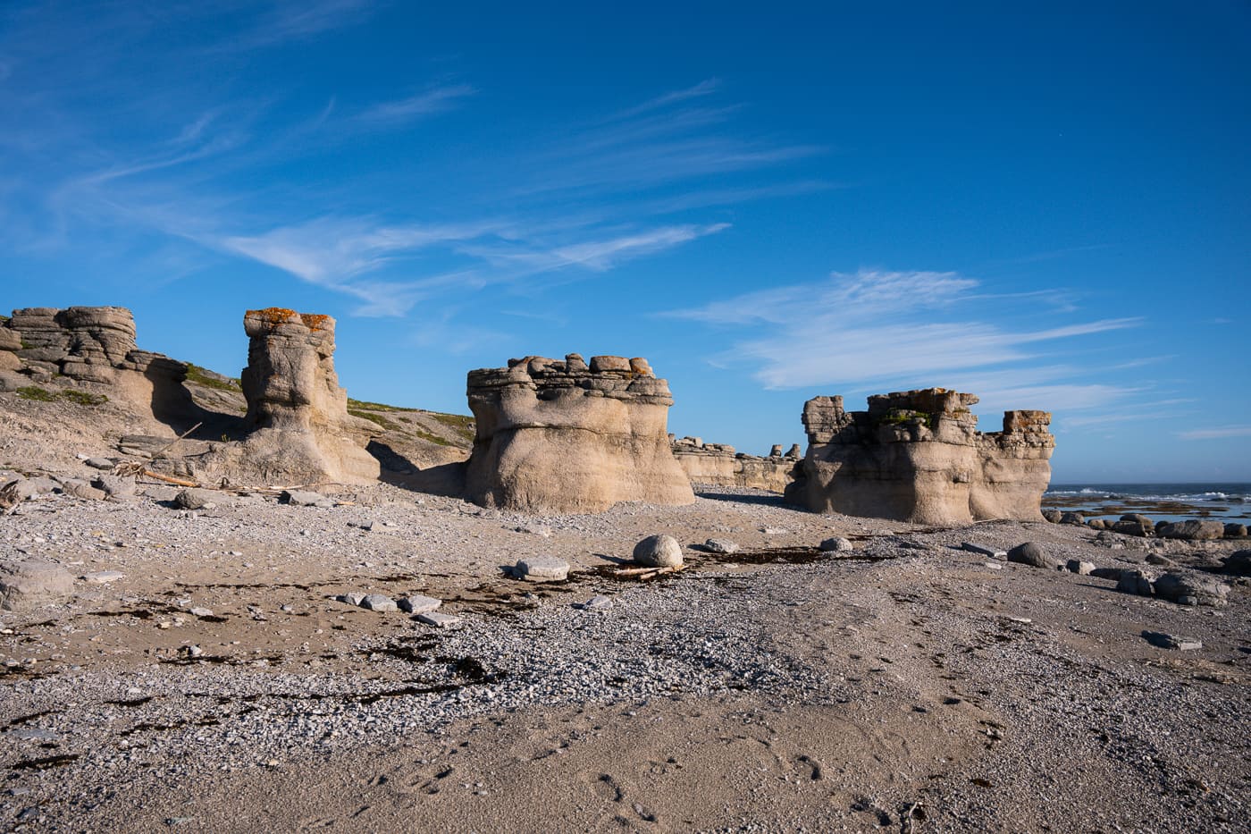 monolithes sur Grande Île